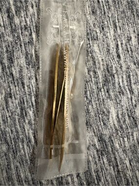 Farah Gold Tweezers Duo - Metallic Gold Hair Accessory